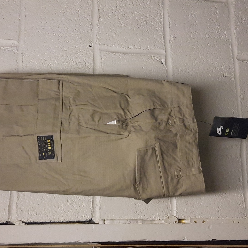 Nike SB Men's Sz 36x32 Flex Ripstop Cargo Pants Tan Khaki Skate